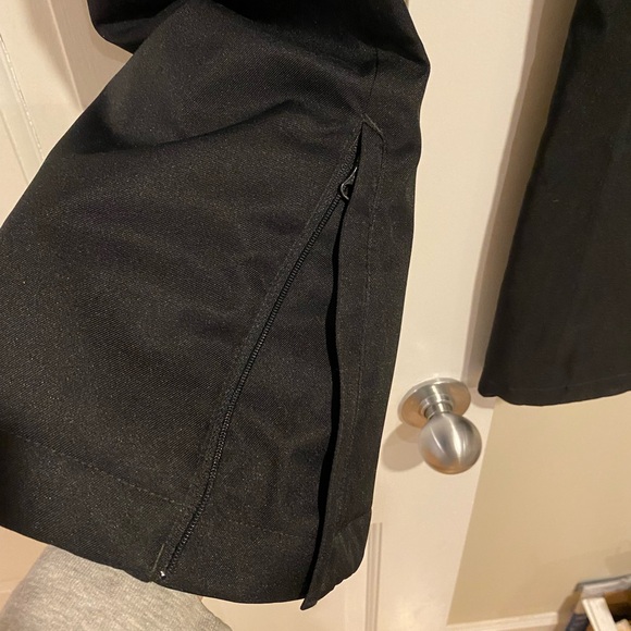 Under Armour Women's Black winter snow pants ❄️ - Picture 4 of 13